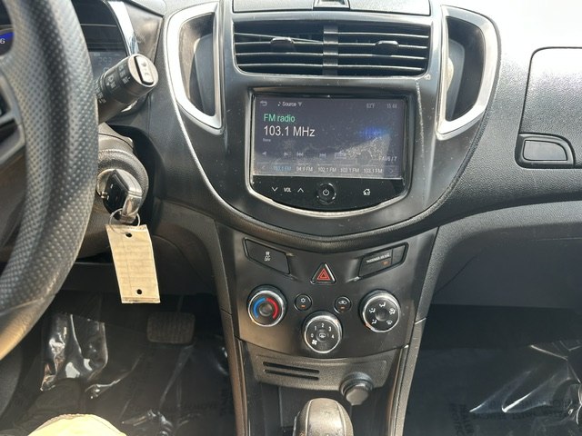 Photo 11 of this CHEVROLET TRAX