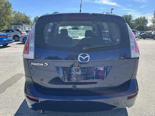 Photo 4 of this MAZDA 5