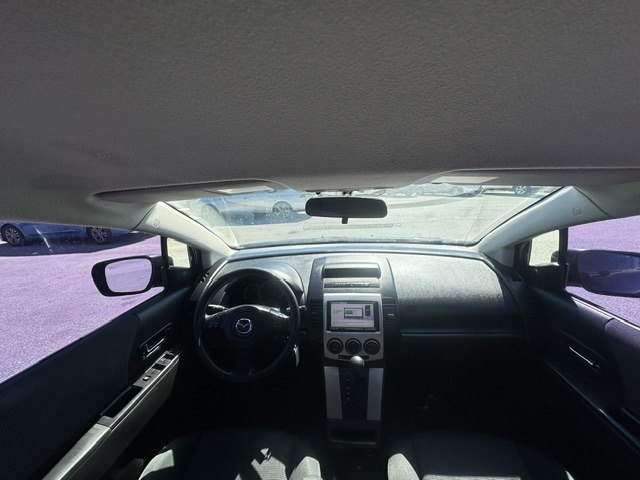 Photo 19 of this MAZDA 5
