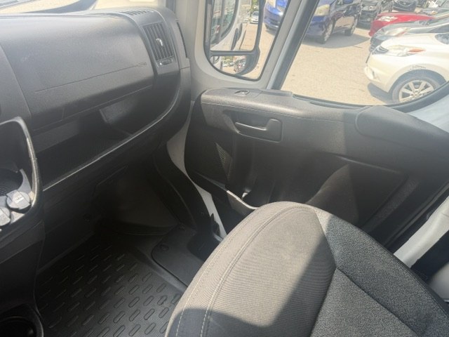 Photo 17 of this RAM PROMASTER 1500