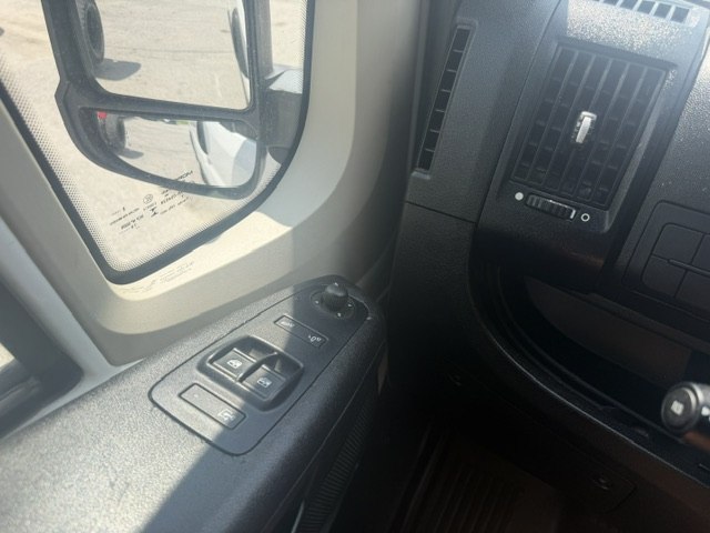 Photo 18 of this RAM PROMASTER 1500