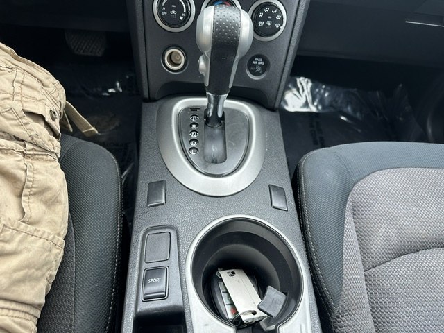 Photo 13 of this NISSAN ROGUE