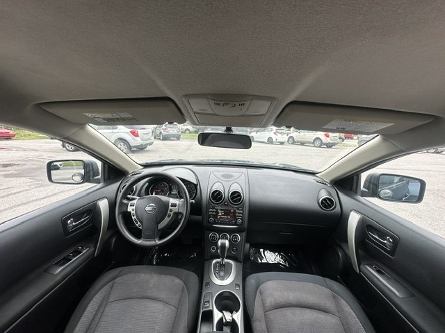 Photo 21 of this NISSAN ROGUE