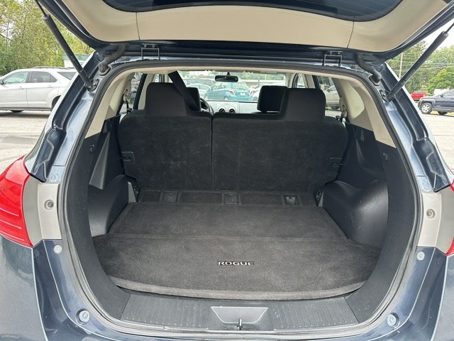 Photo 18 of this NISSAN ROGUE