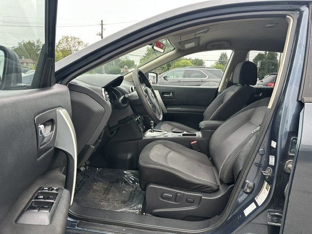 Photo 16 of this NISSAN ROGUE