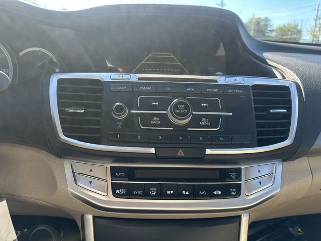 Photo 15 of this HONDA ACCORD