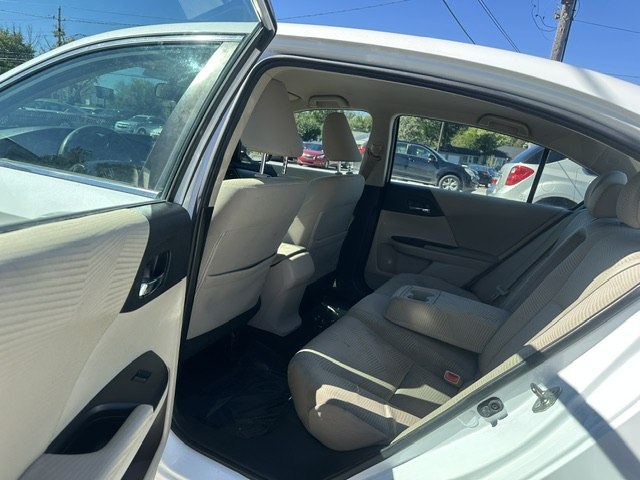 Photo 17 of this HONDA ACCORD