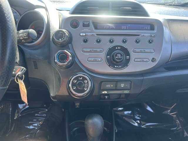 Photo 12 of this HONDA FIT