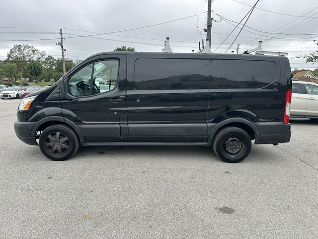 Photo 6 of this FORD TRANSIT