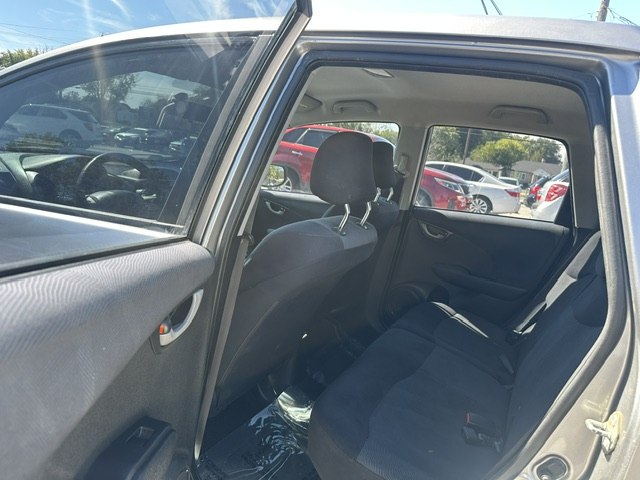 Photo 16 of this HONDA FIT
