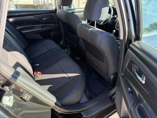 Photo 13 of this NISSAN ALTIMA