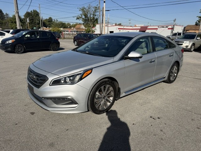 Photo 7 of this HYUNDAI SONATA