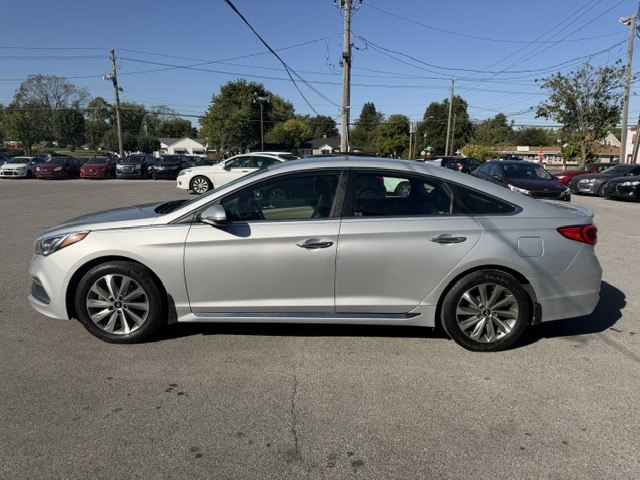 Photo 6 of this HYUNDAI SONATA
