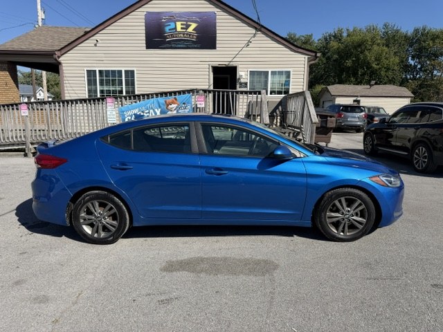 Photo 2 of this HYUNDAI ELANTRA