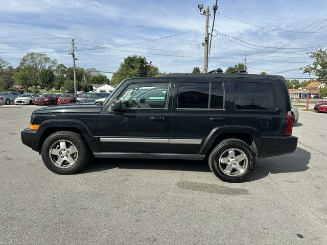 Photo 6 of this JEEP COMMANDER