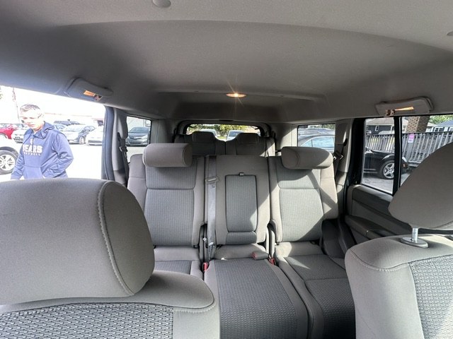 Photo 19 of this JEEP COMMANDER