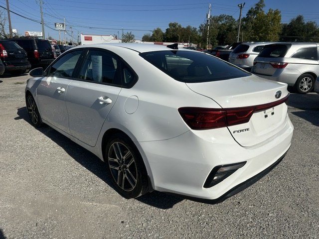Photo 5 of this KIA FORTE