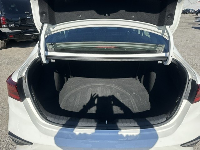 Photo 18 of this KIA FORTE