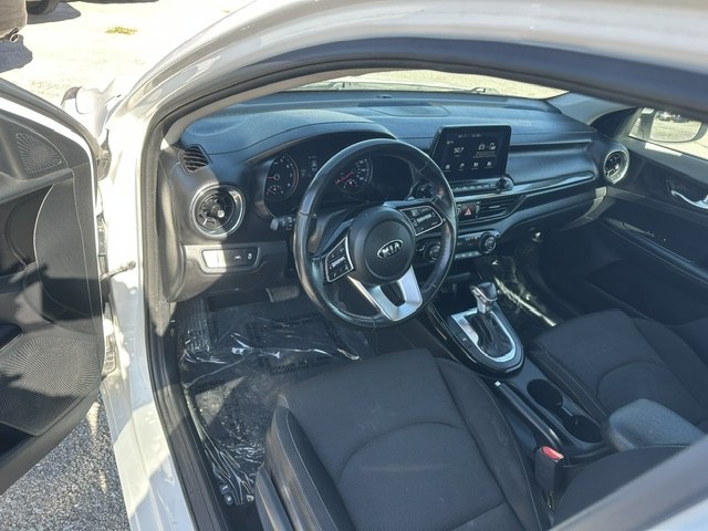 Photo 9 of this KIA FORTE