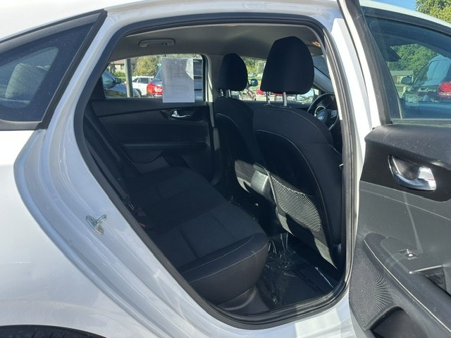Photo 19 of this KIA FORTE