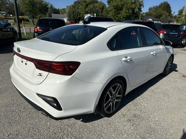 Photo 3 of this KIA FORTE