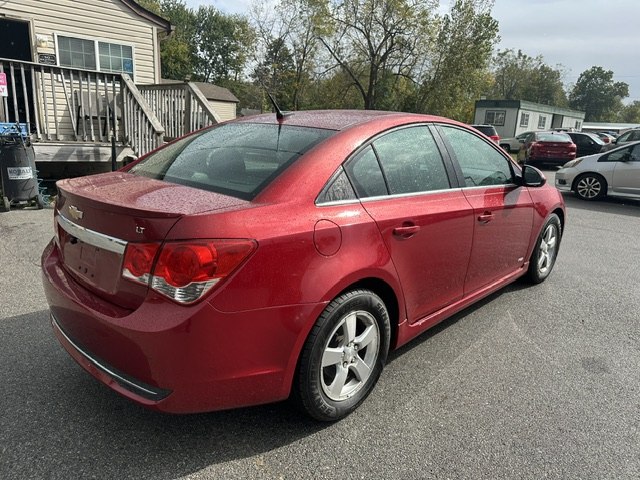 Photo 3 of this CHEVROLET CRUZE
