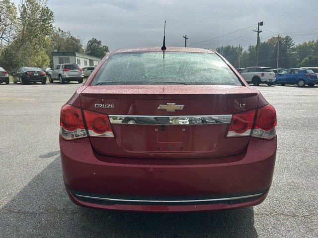 Photo 4 of this CHEVROLET CRUZE