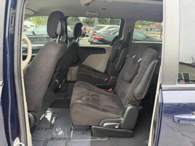Photo 11 of this DODGE GRAND CARAVAN