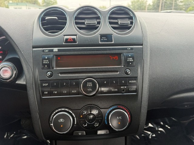 Photo 17 of this NISSAN ALTIMA