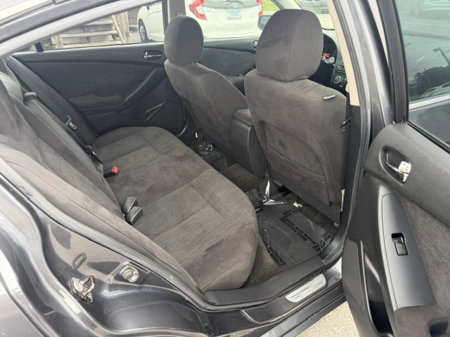 Photo 14 of this NISSAN ALTIMA