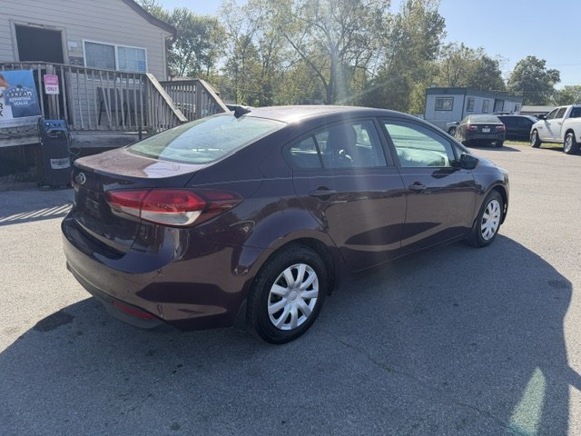 Photo 3 of this KIA FORTE