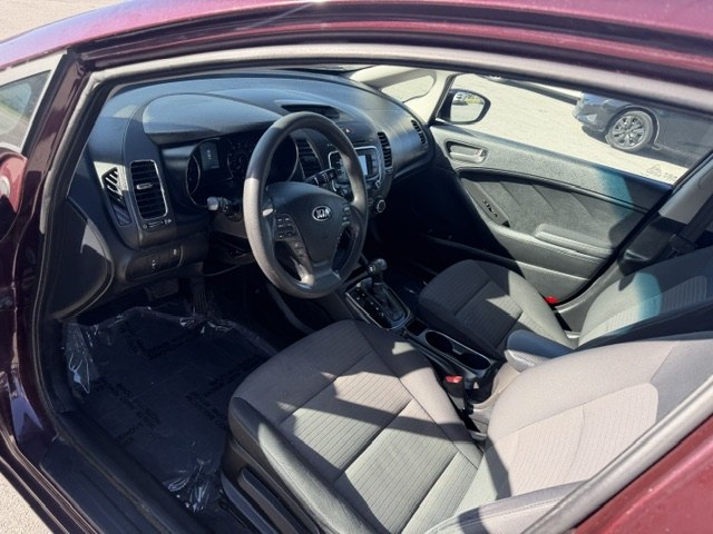 Photo 10 of this KIA FORTE