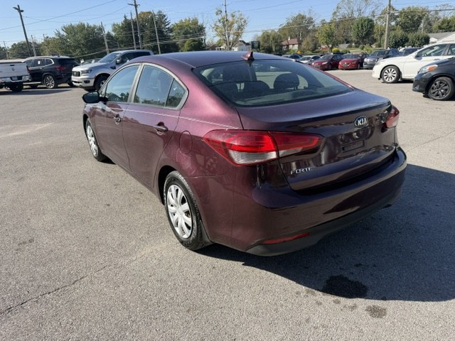 Photo 5 of this KIA FORTE