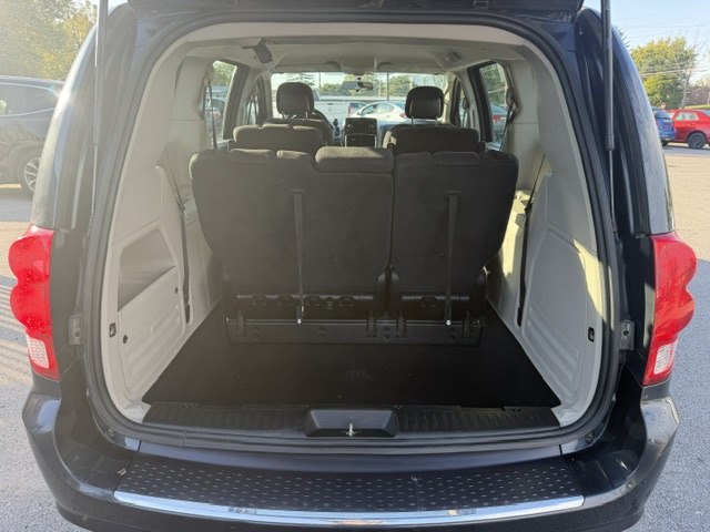 Photo 14 of this DODGE GRAND CARAVAN