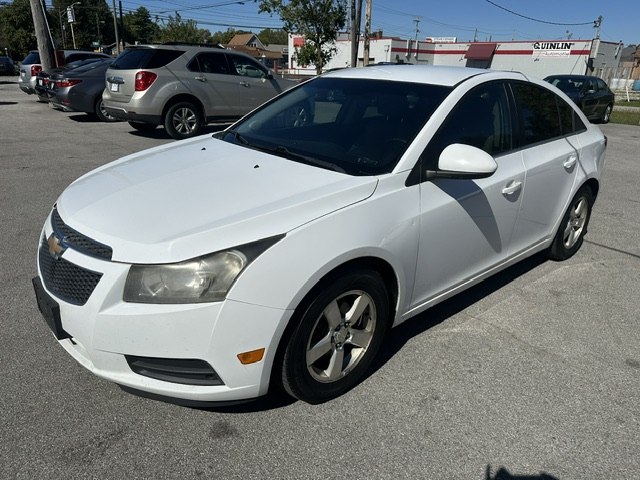 Photo 7 of this CHEVROLET CRUZE
