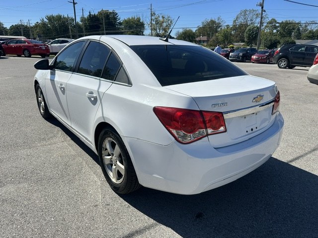 Photo 5 of this CHEVROLET CRUZE