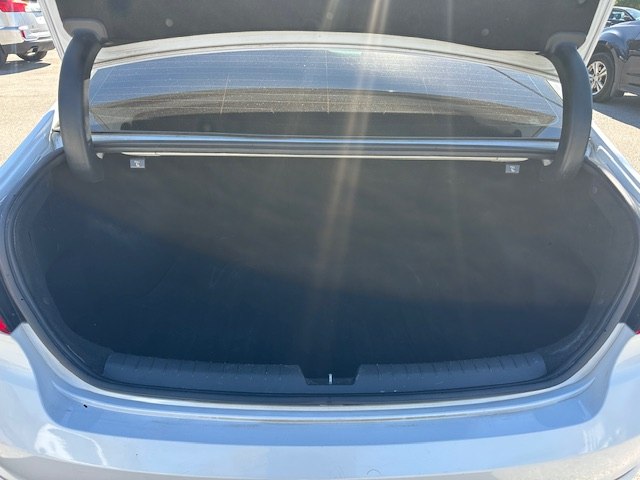 Photo 17 of this HYUNDAI SONATA