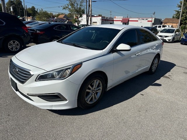 Photo 7 of this HYUNDAI SONATA