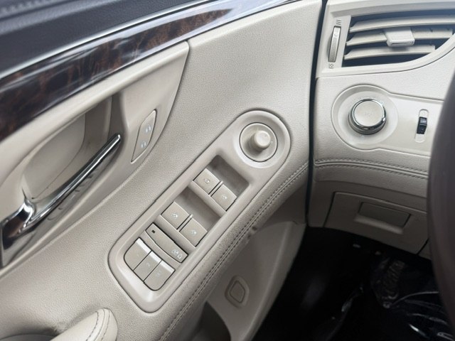 Photo 22 of this BUICK LACROSSE