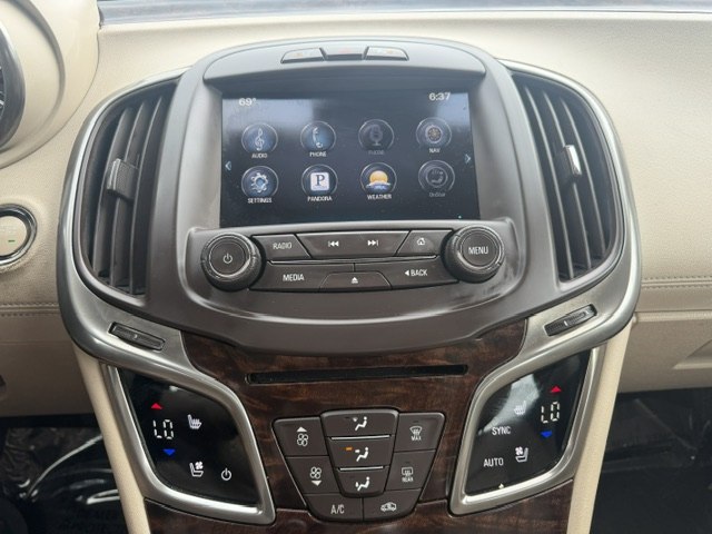 Photo 18 of this BUICK LACROSSE