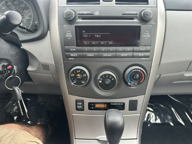 Photo 11 of this TOYOTA COROLLA