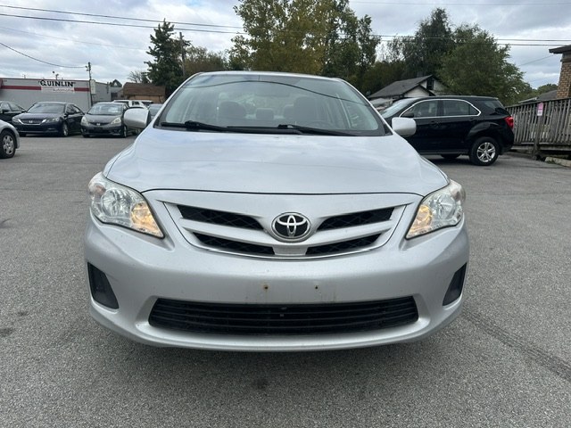 Photo 8 of this TOYOTA COROLLA