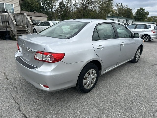 Photo 3 of this TOYOTA COROLLA
