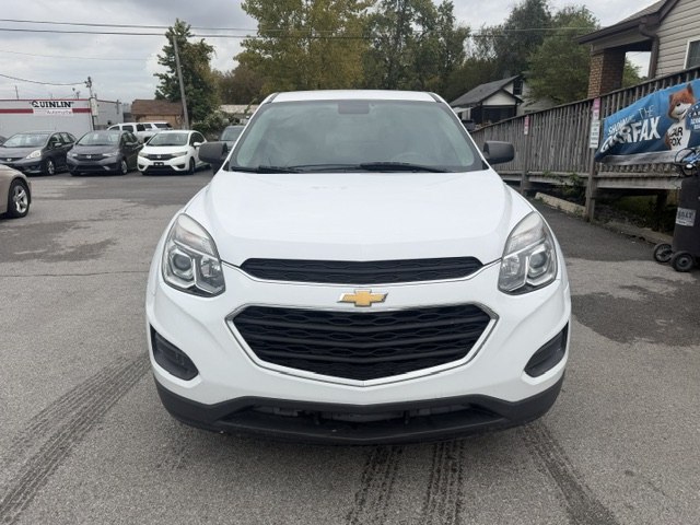 Photo 8 of this CHEVROLET EQUINOX