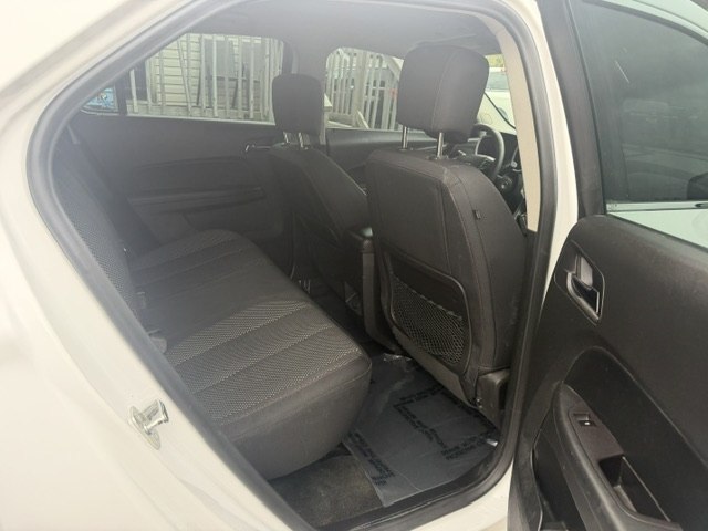 Photo 13 of this CHEVROLET EQUINOX