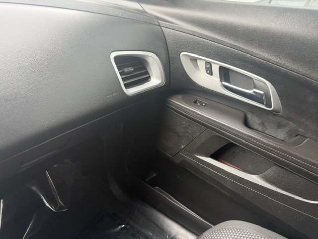 Photo 17 of this CHEVROLET EQUINOX