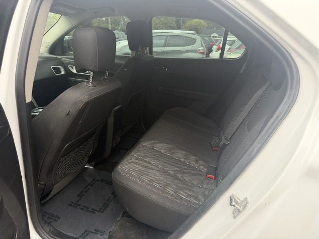 Photo 10 of this CHEVROLET EQUINOX