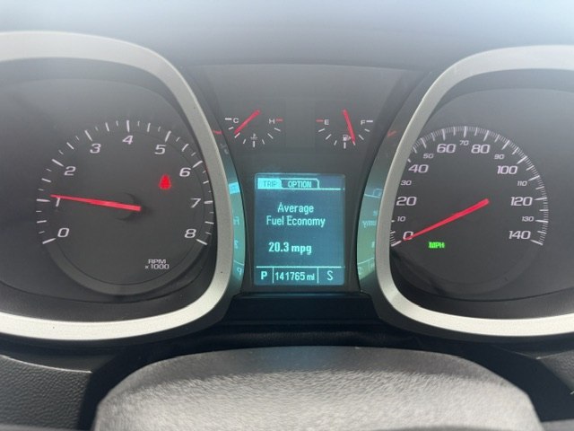 Photo 15 of this CHEVROLET EQUINOX