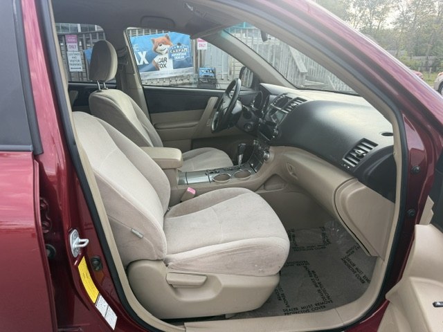 Photo 15 of this TOYOTA HIGHLANDER