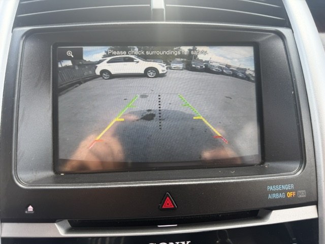 Photo 22 of this FORD EDGE
